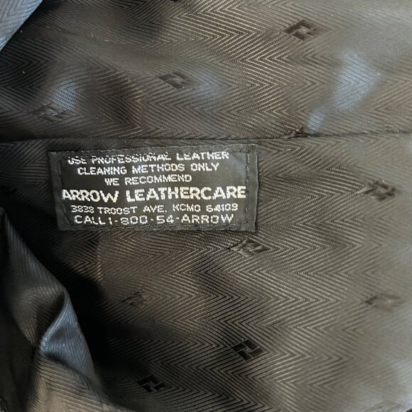 Remy Mens Black Leather Jacket Size 44 USA Made Zip Front Pockets & Elastic Wais - Picture 9 of 13